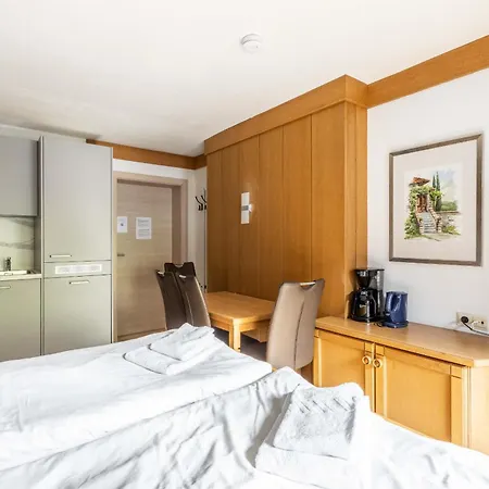 Wittenius By We Rent *