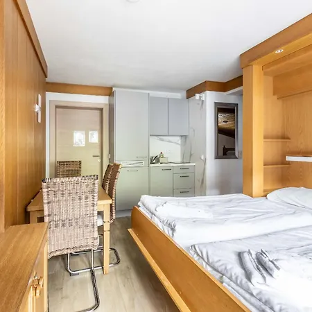 Wittenius By We Rent *